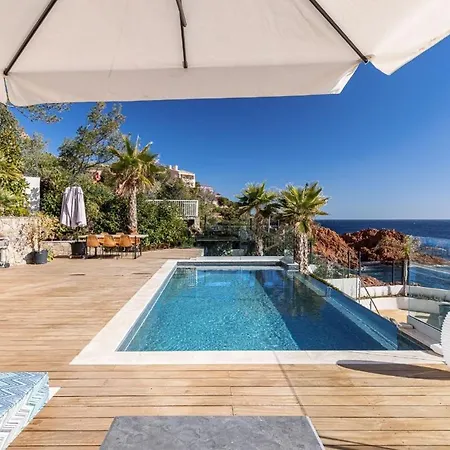 Luxury With Private Pool And Bbq Vakantiehuis *